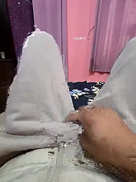 Loveboycurvy online show from February 2, 2:43 am