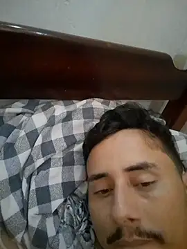 luissilva0071 online show from November 26, 11:22 am