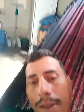 luissilva0071 online show from May 3, 11:38 am