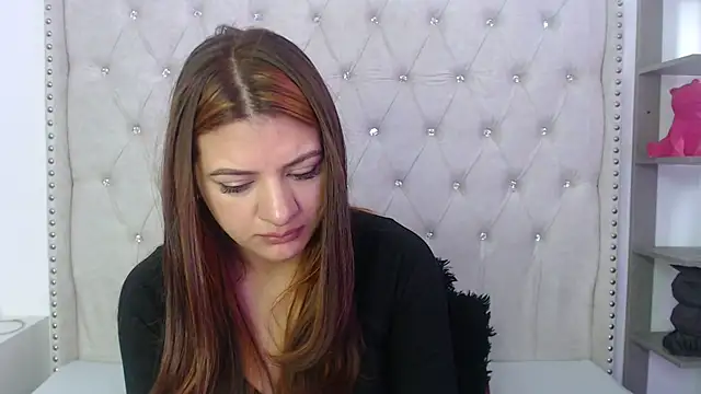 Snapshot of Abril_Squirt chatting on January 16, 1:15 pm Abril Squirt online show from January 16, 1:15 pm