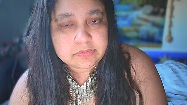 Snapshot of MelanieFawker chatting on February 2, 11:53 pm MelanieFawker online show from February 2, 11:53 pm