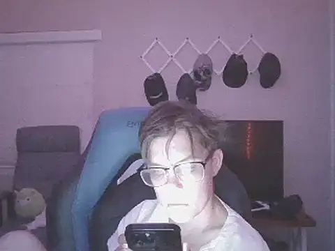 KaliSnow199623 online show from January 10, 6:09 am