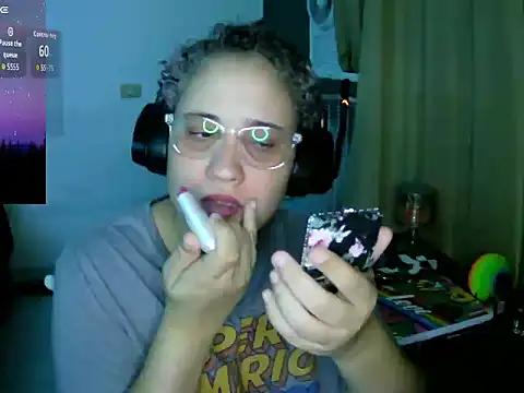 Snapshot of lolalicious_758 chatting on October 7, 11:46 pm lolalicious 758 online show from October 7, 11:46 pm