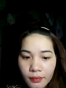 Snapshot of Ngoc-Trinh chatting on March 22, 4:26 pm Ngoc-Trinh online show from March 22, 4:26 pm