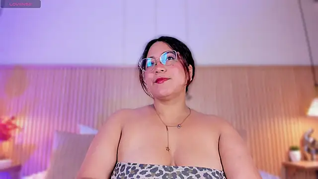 MelissaKarterrs online show from May 25, 11:49 am