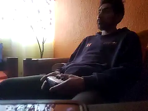 Snapshot of Angel_Coronel chatting on January 8, 10:37 pm Angel Coronel online show from January 8, 10:37 pm