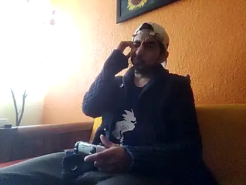 Snapshot of Angel_Coronel chatting on January 11, 9:46 pm Angel Coronel online show from January 11, 9:46 pm