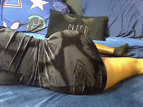 Bed cinnamon online show from November 9, 11:30 am