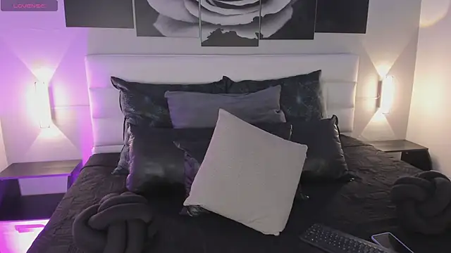 sofi bakerr online show from October 28, 11:36 am