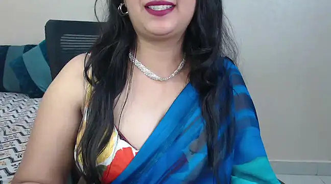 Snapshot of Inviting_Aanya chatting on December 18, 4:31 am Inviting Aanya online show from December 18, 4:31 am