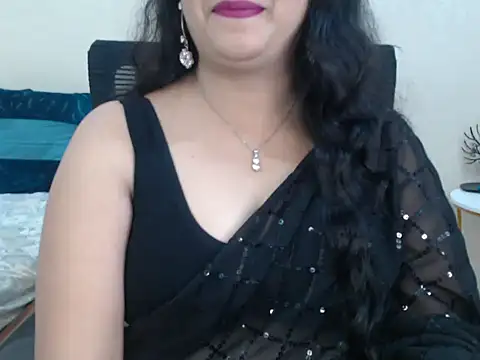 Snapshot of Inviting_Aanya chatting on December 31, 12:46 pm Inviting Aanya online show from December 31, 12:46 pm
