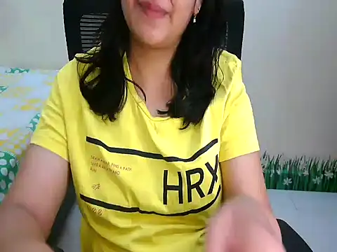 Inviting Aanya online show from November 11, 5:40 am