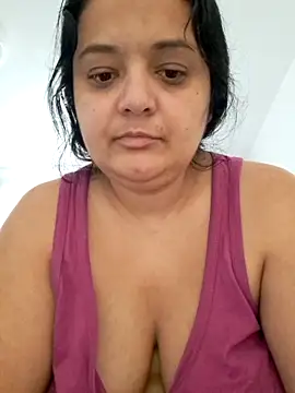 sarahhh1987 online show from November 13, 6:23 am