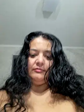 sarahhh1987 online show from November 29, 6:38 am