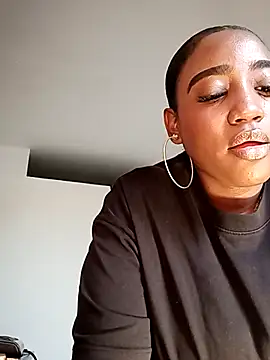 Snapshot of Perlasexyu1 chatting on September 19, 1:56 pm Perlasexyu1 online show from September 19, 1:56 pm