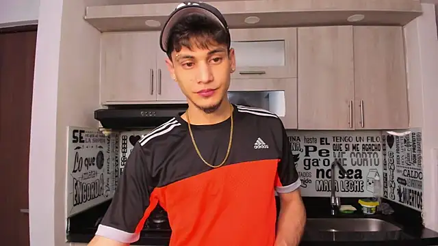 guy master online show from December 30, 7:04 am