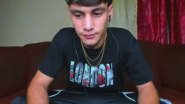 guy master online show from April 18, 7:45 am