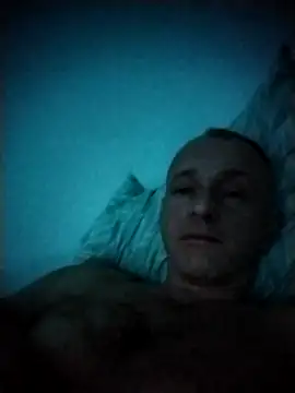 Snapshot of Singlepennis chatting on March 21, 5:45 pm Singlepennis online show from March 21, 5:45 pm