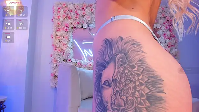 HannaConnor  online show from March 10, 11:16 pm