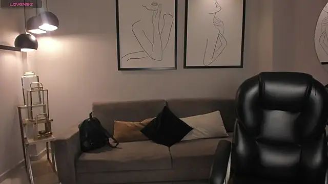 AliceHarper  online show from March 7, 12:35 pm