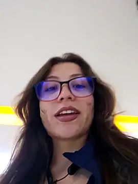 mmmVirginia online show from November 10, 6:51 pm