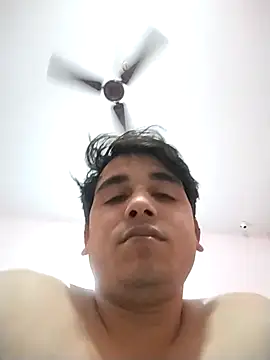 roadtucker123 online show from February 13, 5:31 pm