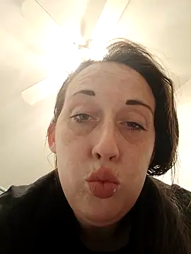 PhatAss Kummmilla online show from September 21, 7:43 am