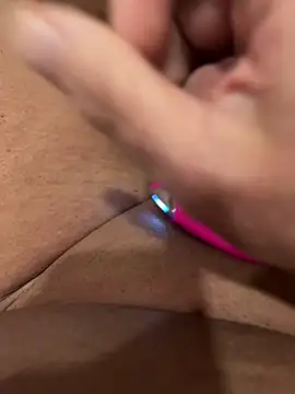 Snapshot of Teloficco chatting on November 12, 9:25 pm Teloficco online show from November 12, 9:25 pm