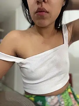 Salome golvert online show from January 5, 3:45 pm