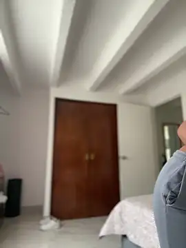 Salome golvert online show from February 1, 9:57 pm