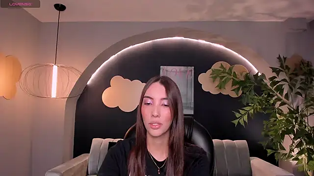 AnaisNin online show from February 10, 12:18 pm