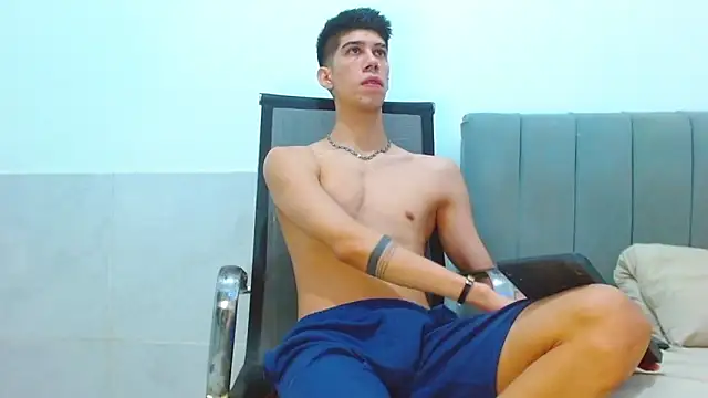 jhony-sex online show from April 15, 8:10 am