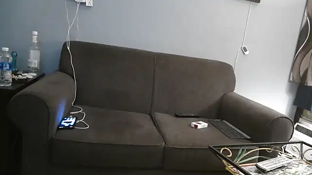 Snapshot of justjerkinaround666 chatting on December 9, 8:12 pm justjerkinaround666 online show from December 9, 8:12 pm