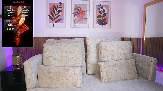 Zarawilliams online show from November 3, 11:33 am