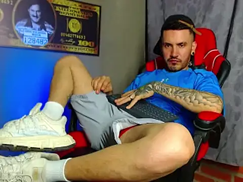 smoker445 online show from March 1, 1:32 am