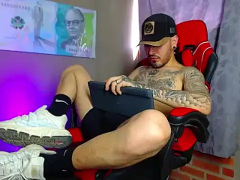 smoker445 online show from March 2, 7:02 pm