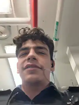 MrDareLover online show from March 12, 2:23 pm