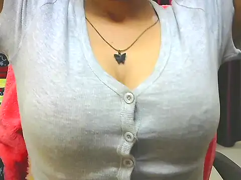 Snapshot of ishmita99 chatting on May 24, 5:56 am ishmita99 online show from May 24, 5:56 am