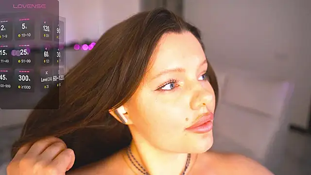 Snapshot of Your_Sweet_Julia chatting on February 15, 7:51 am Your Sweet Julia online show from February 15, 7:51 am