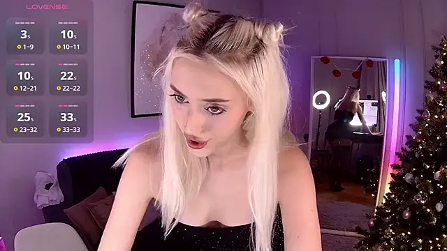 LoryWood online show from January 16, 2:41 pm