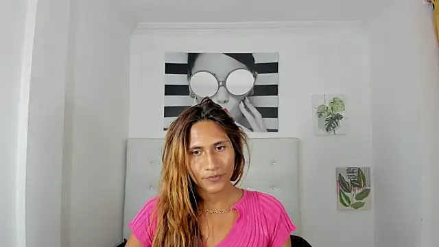 Brisahott online show from September 16, 1:50 am