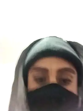 Snapshot of ycosonthegram chatting on October 29, 9:33 am ycosonthegram online show from October 29, 9:33 am