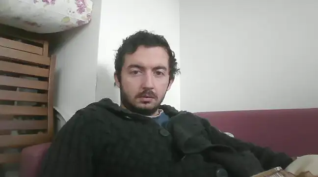 laynufff online show from February 7, 10:50 am