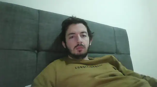 laynufff online show from February 17, 7:04 am