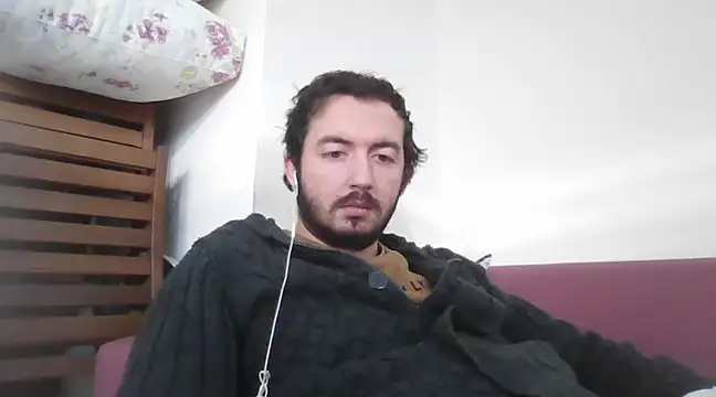 laynufff online show from February 22, 2:30 pm