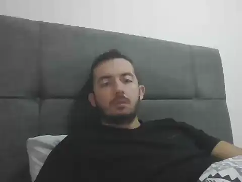 laynufff online show from October 13, 7:52 am