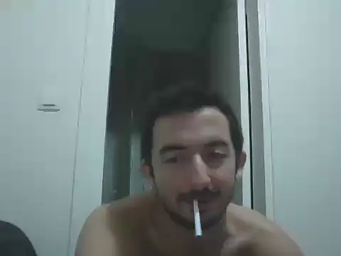 laynufff online show from January 9, 5:15 pm