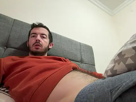 laynufff online show from April 1, 5:41 am