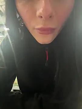 hrnxyygirl online show from January 10, 2:34 pm