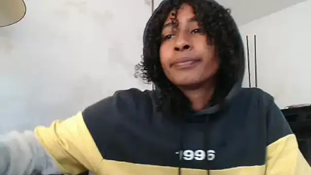 yohatinelly07 online show from November 16, 4:12 pm